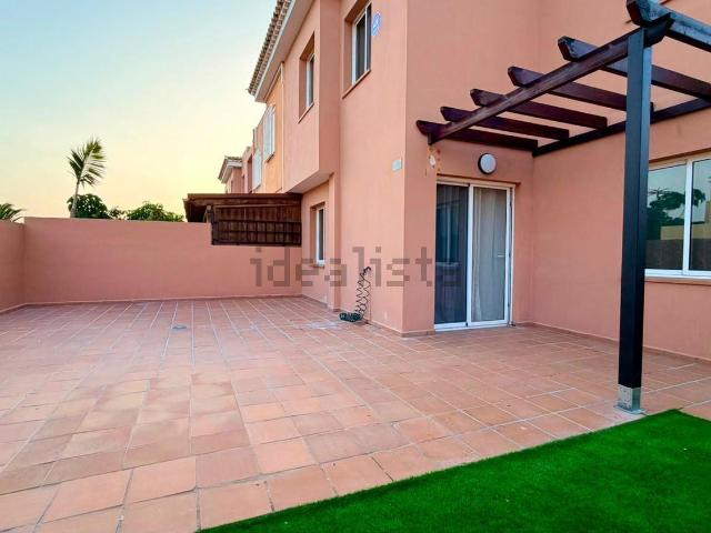 Chalet, Arona