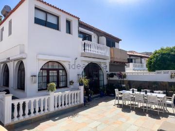 Chalet, Arona