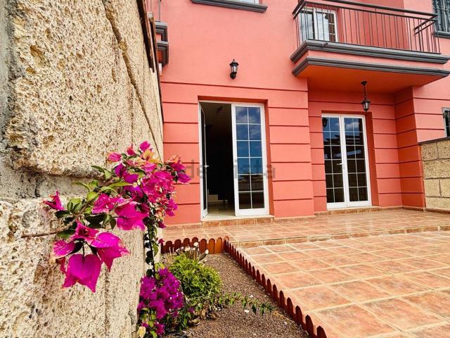 Chalet, Arona