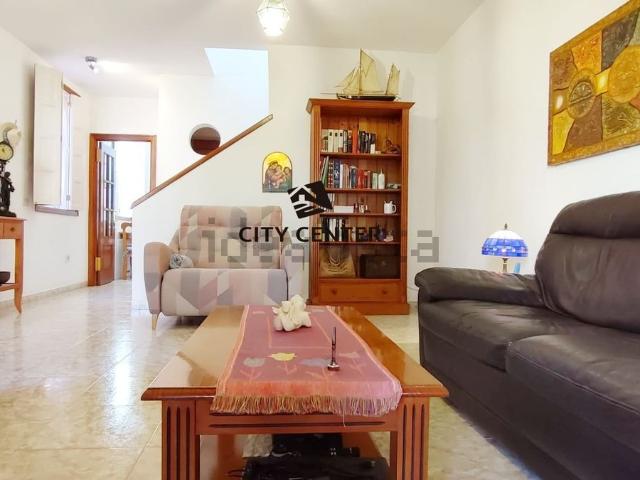 Chalet, Arona