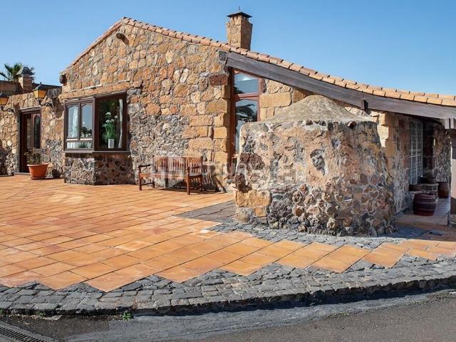 Chalet, Arona