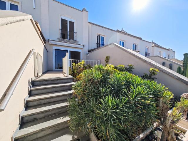 Chalet, Arona