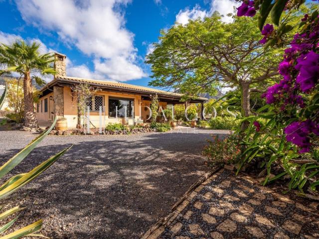 Chalet, Arona
