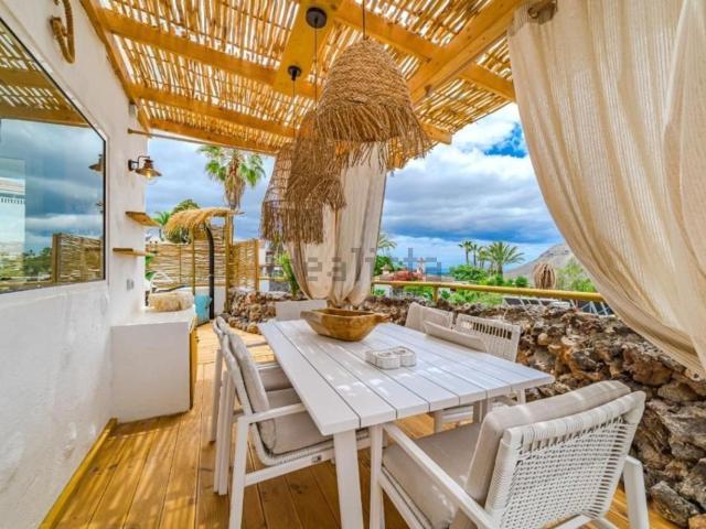 Chalet, Arona