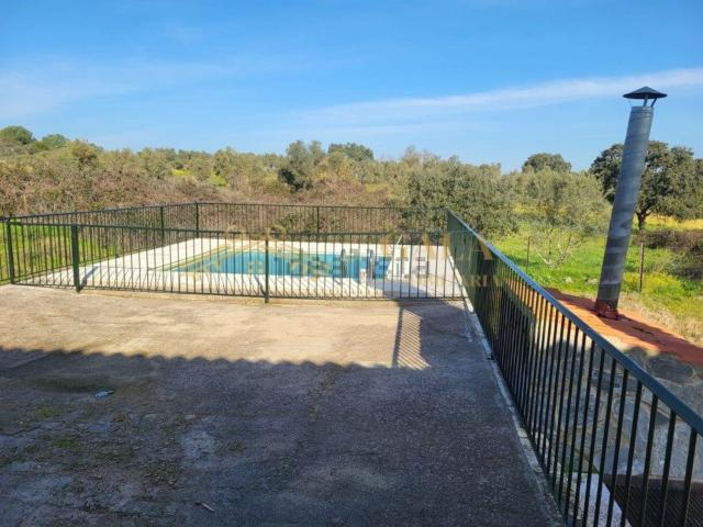 Chalet, Arroyo de la Luz