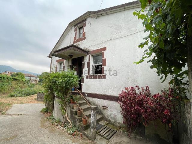 Chalet, As Neves