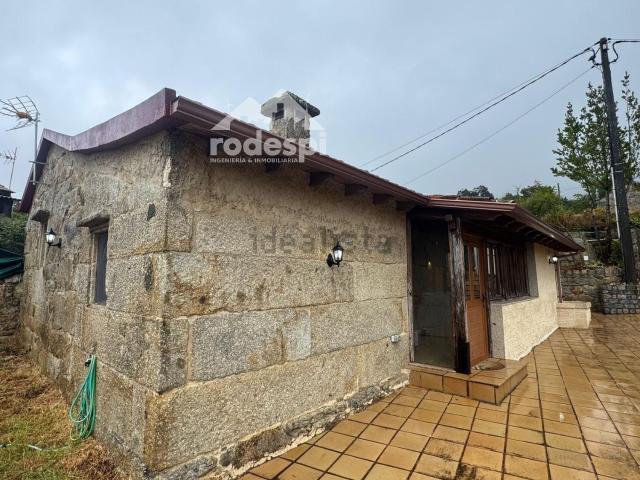 Chalet, As Neves