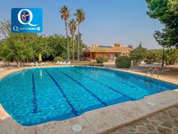 Chalet, Aspe