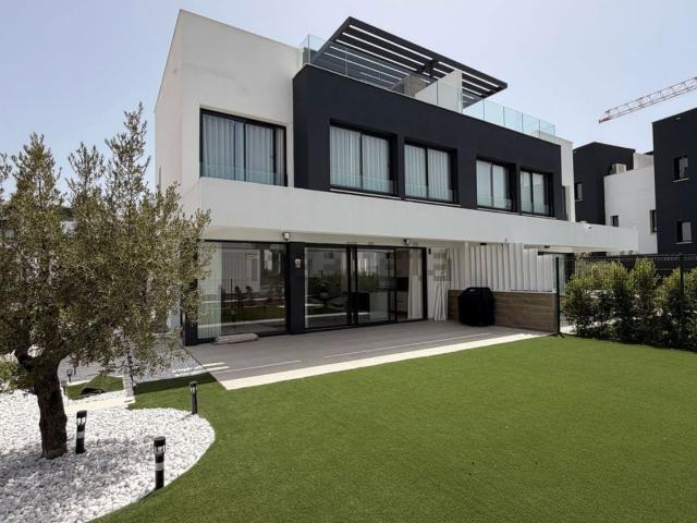 Chalet, Atalaya Isdabe, Estepona