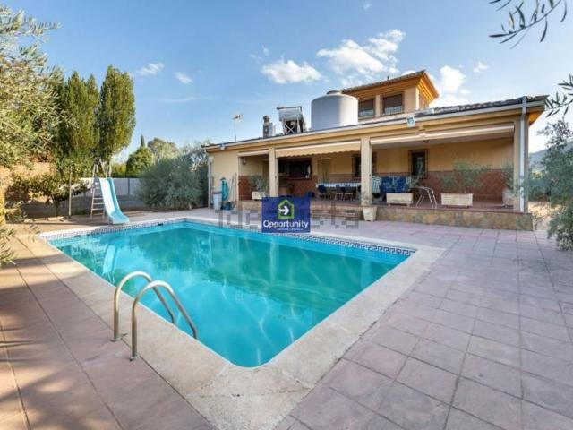 Chalet, Atarfe