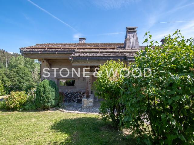 Chalet authentique aux portes de Megève 366m² Demi Quartier