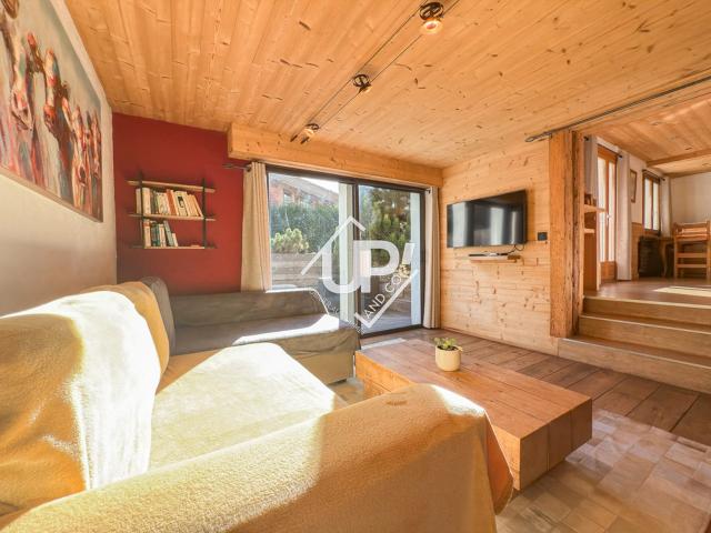 Chalet authentique proche pistes et centre
