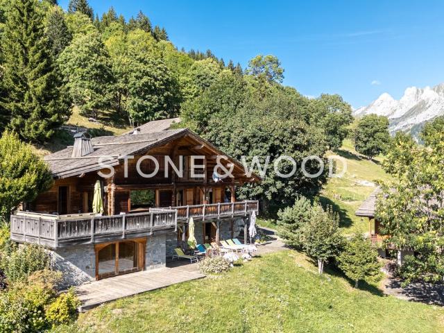 Chalet au cadre unique, face à la chaîne des Aravis 306m² La Clusaz