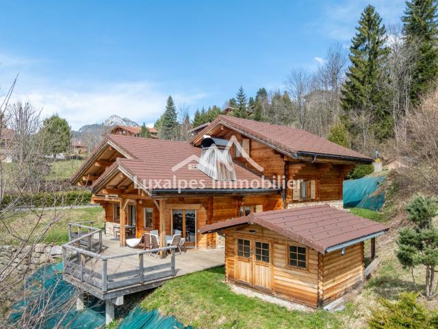 Chalet avec emplacement privilégié sur les hauteurs 169m² Saint Jean de Sixt