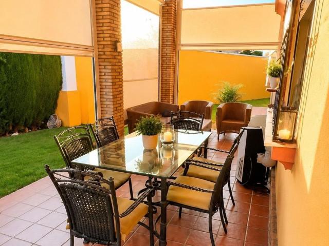 Chalet, Bormujos