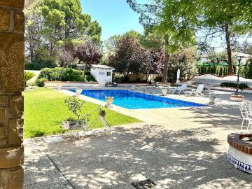 Chalet, Baeza