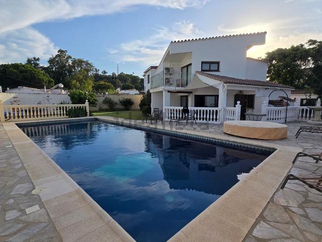 Chalet, Bahía Dorada, Estepona