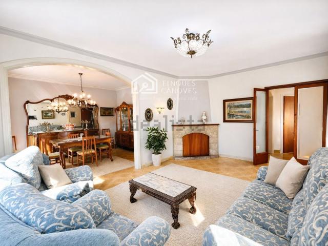 Chalet, Banyoles