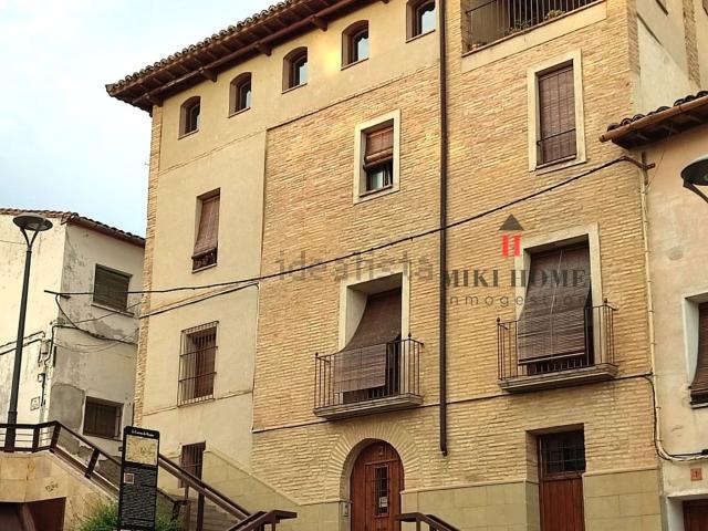 Chalet, Barbastro