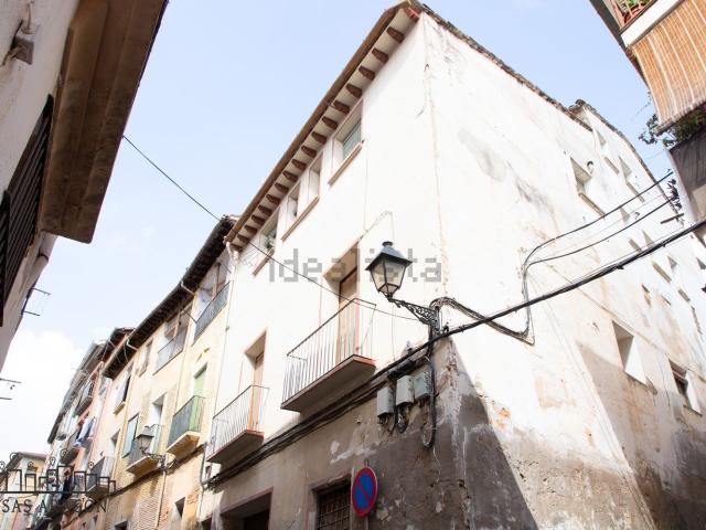 Chalet, Barbastro