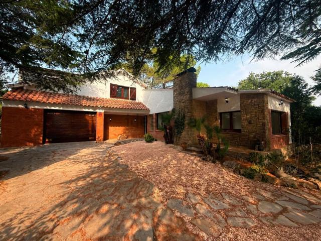 Chalet, Begues