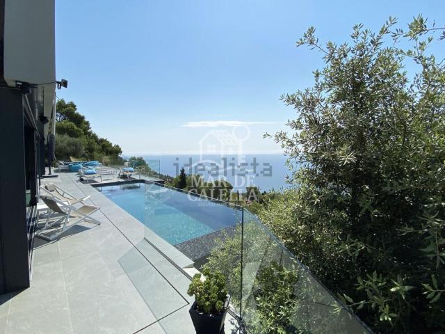 Chalet, Begur