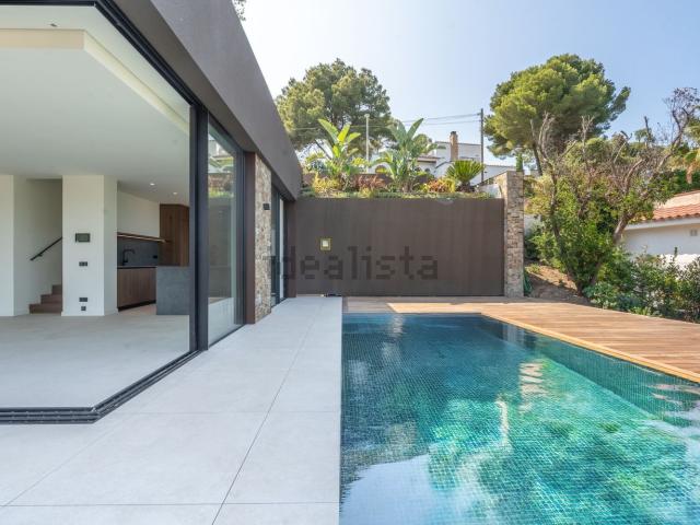 Chalet, Begur