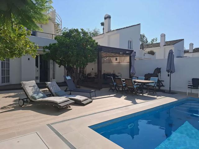 Chalet, Bel Air, Estepona