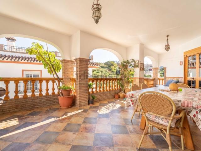 Chalet, Benamargosa