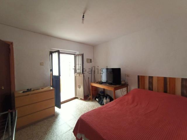 Chalet, Benarraba