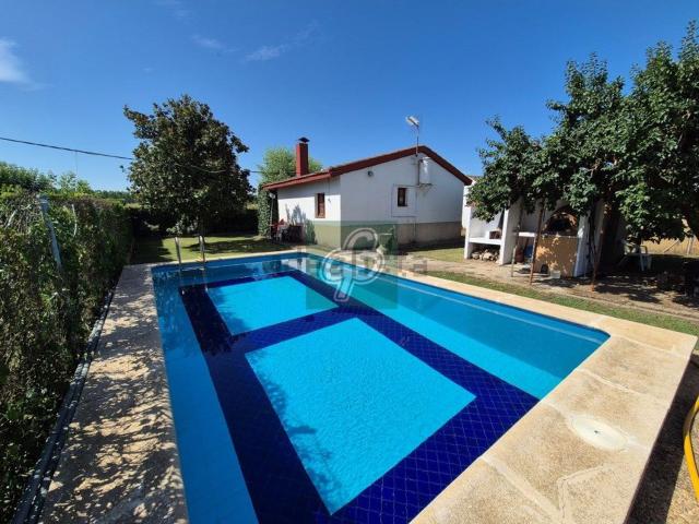 Chalet, Benavente