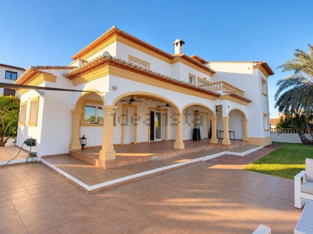 Chalet, Beniarbeig