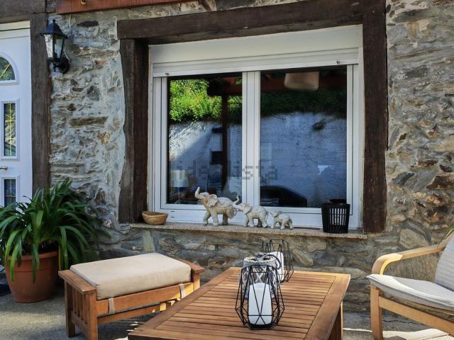 Chalet, Bergondo