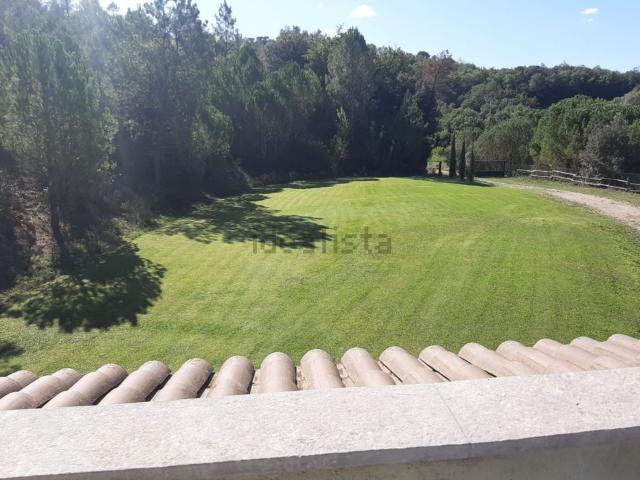 Chalet, Bescanó