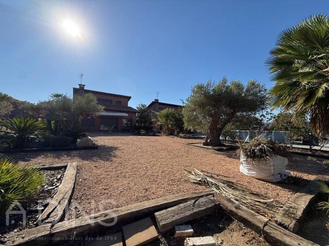 Chalet, Bigues i Riells