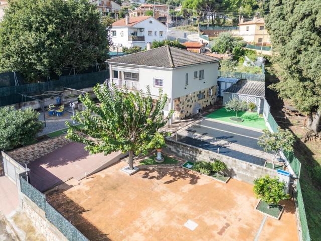 Chalet, Bigues i Riells