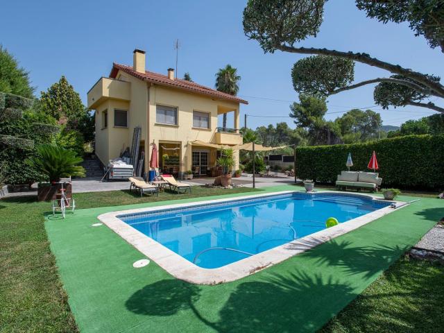 Chalet, Bigues i Riells