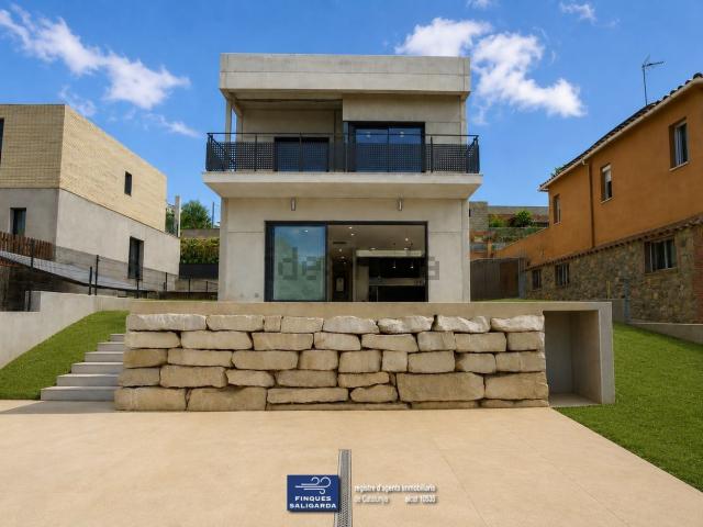 Chalet, Bigues i Riells