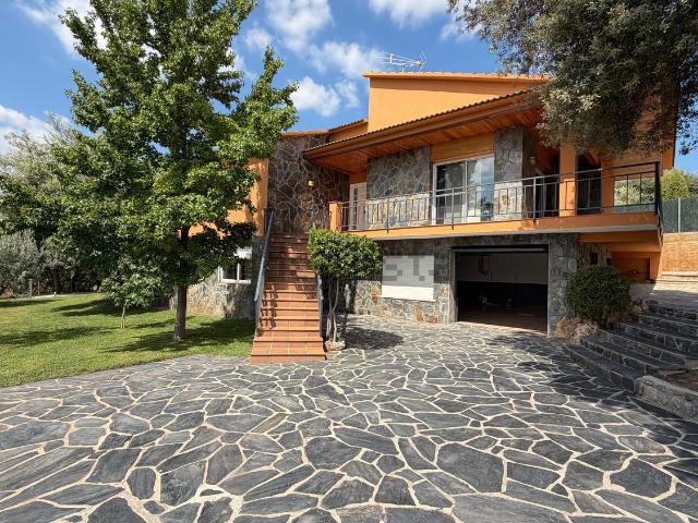 Chalet, Bigues i Riells