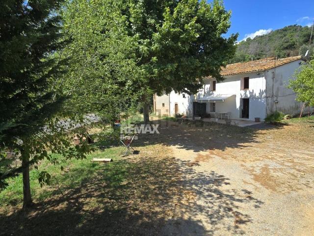 Chalet, Brunyola