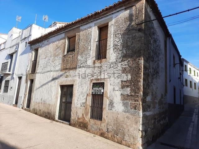 Chalet, Brozas