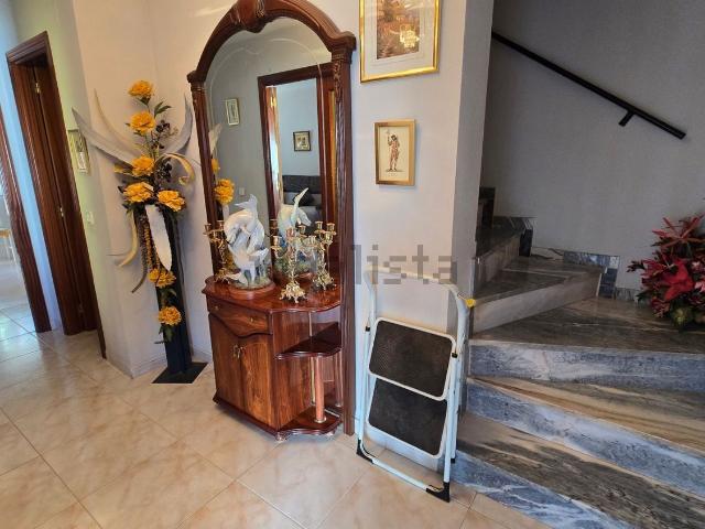 Chalet, Brozas