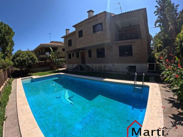Chalet, Burriana