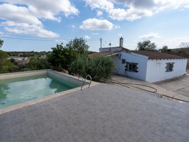 Chalet, Garcia