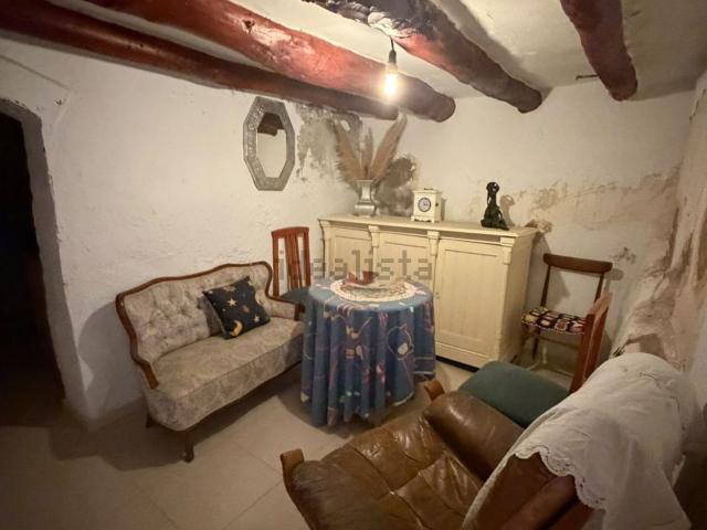 Chalet, Garcia