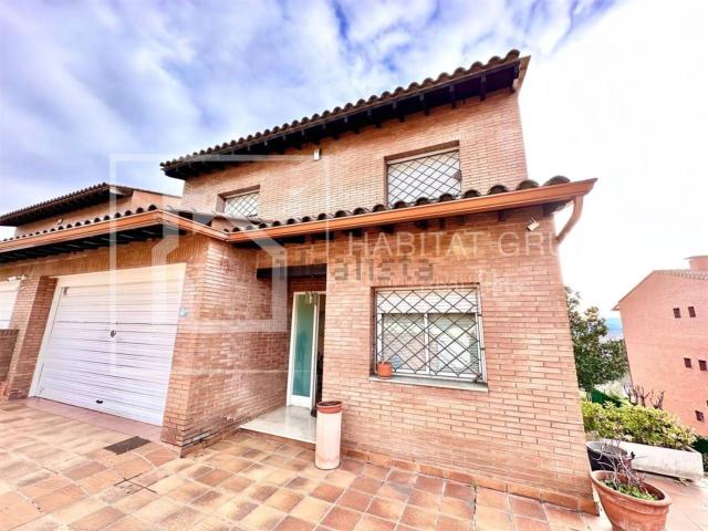 Chalet, Girona