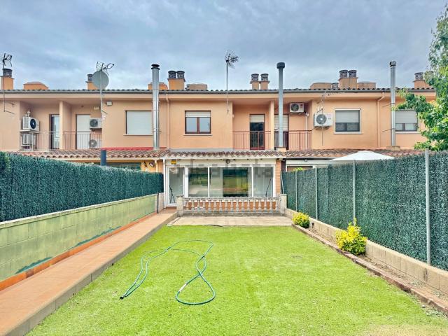 Chalet, Girona