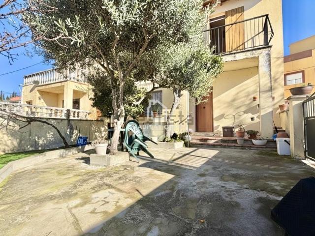 Chalet, Girona
