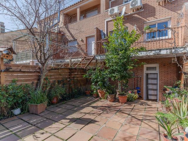 Chalet, Girona