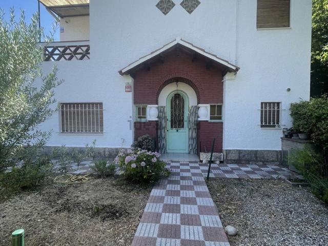 Chalet, Girona